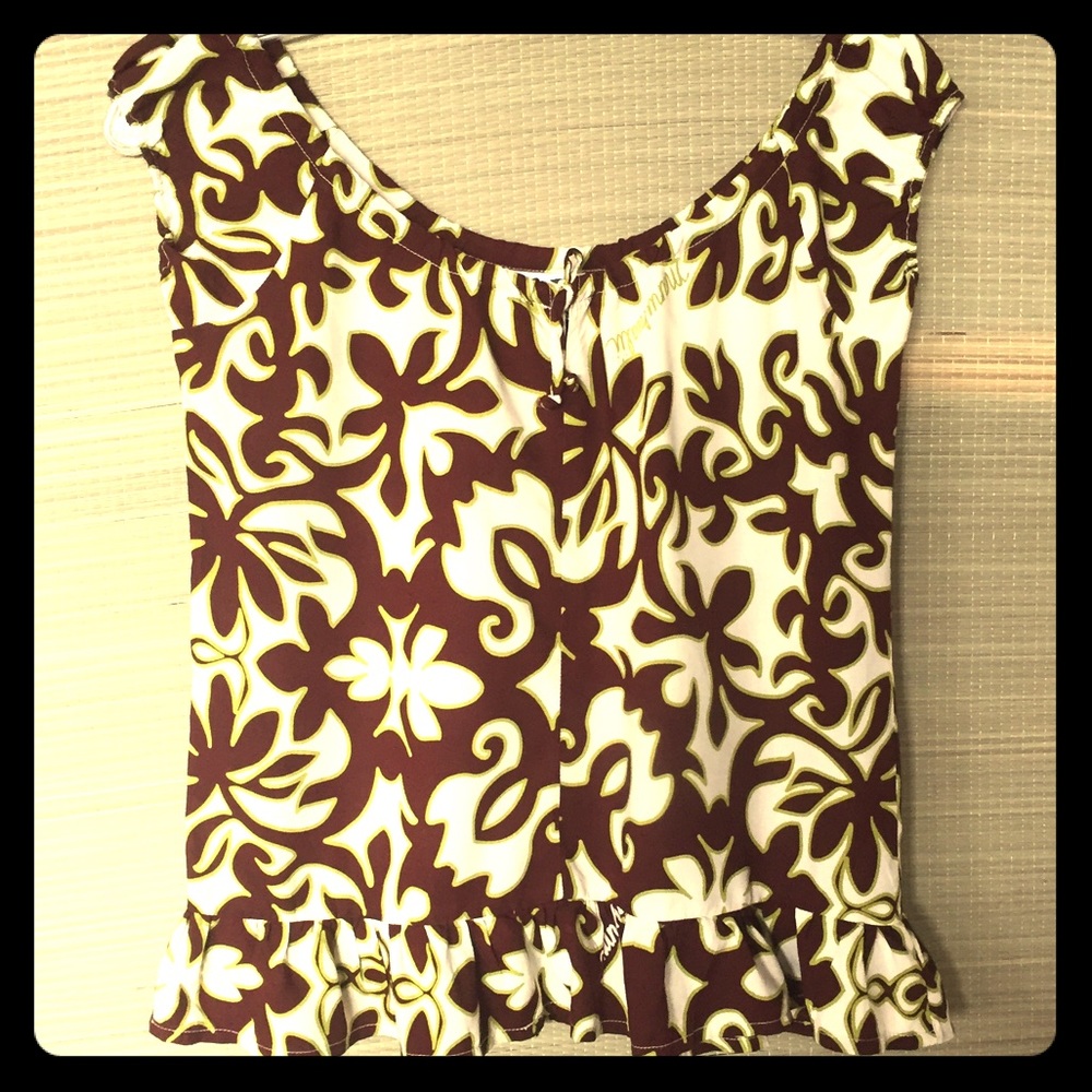 Manuheali’i  Short Sleeve Peasant Blouse Hawaii. Medium, but really XS. See pics